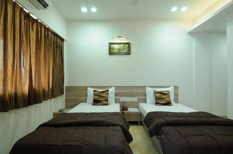 Hotel Crystal2