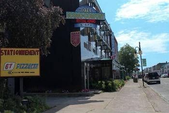 Hotel Econo Comfort0