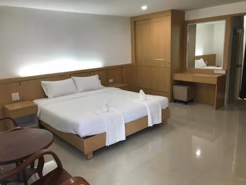 Deluxe King Room
