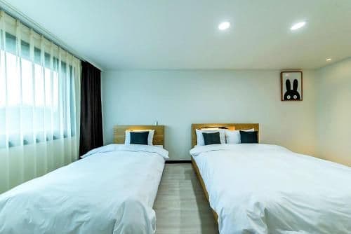 Standard Twin Room