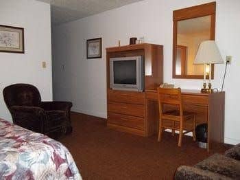 Sudbury Court Motel and RV Park Sudbury Court Motel and RV Park