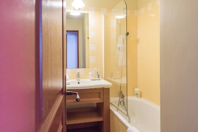 APARTMENT CAPACITY 6