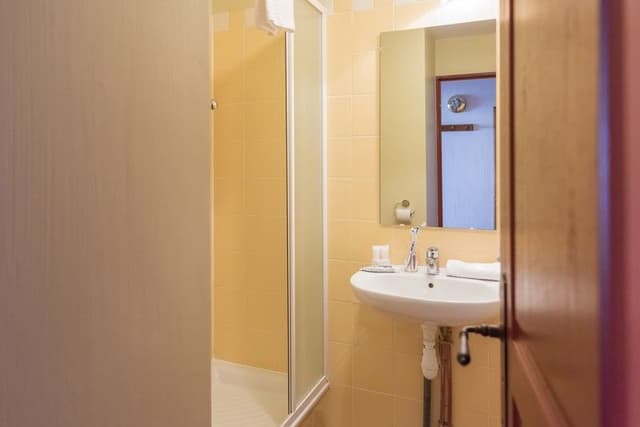 APARTMENT CAPACITY 8