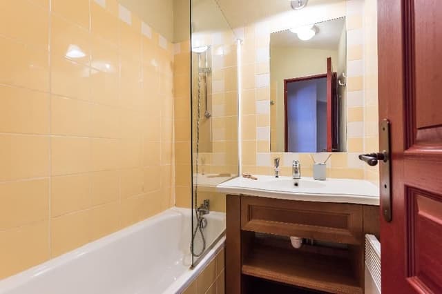 APARTMENT CAPACITY 8