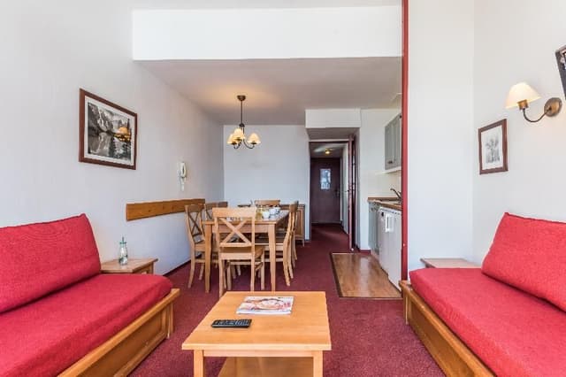APARTMENT CAPACITY 8