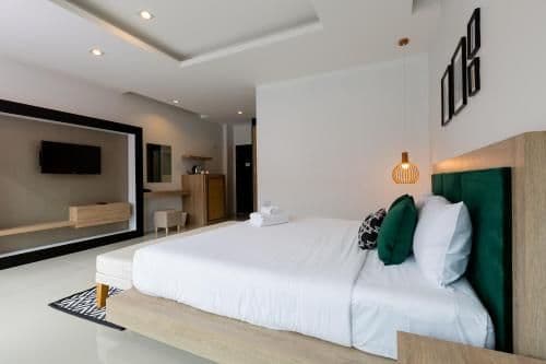 Superior King Room