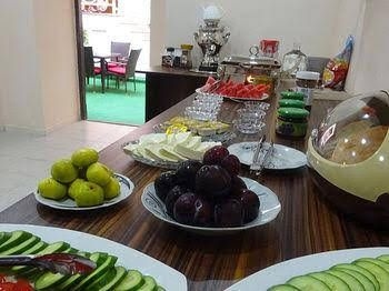Jireh Baku Hotel0