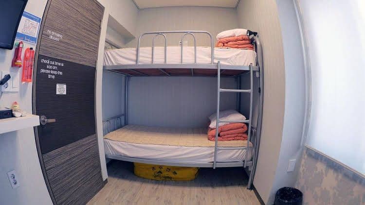 HI Guest House - Hostel HI Guest House - Hostel