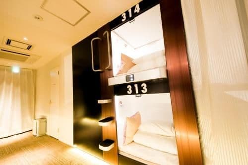 Deluxe Capsule Room for Female