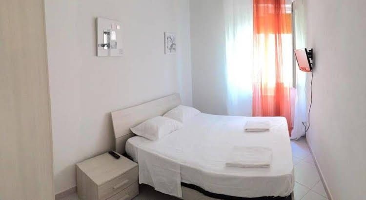 อะคาเดมี เฮาส์ ปิซา เซนทราเล (Academy House Pisa Centrale)1