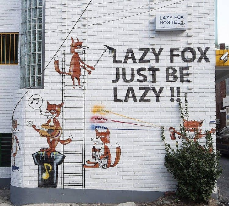 Lazy Fox Hostel0
