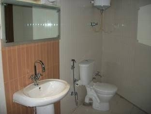 OYO Rooms Near Nainital Club1