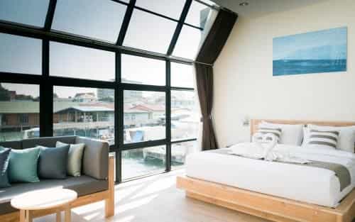 บ้านต๊ะ ออน เดอะ ซี บ้านต๊ะ ออน เดอะ ซี
