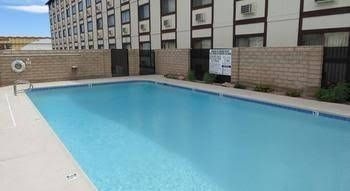 Longhorn Casino & Hotel4