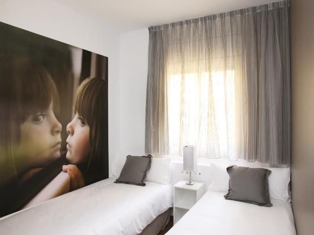 APARTMENT CAPACITY 6 TWO BEDROOMS