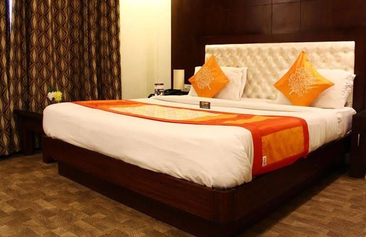 OYO Premium Spring Road Mussoorie3