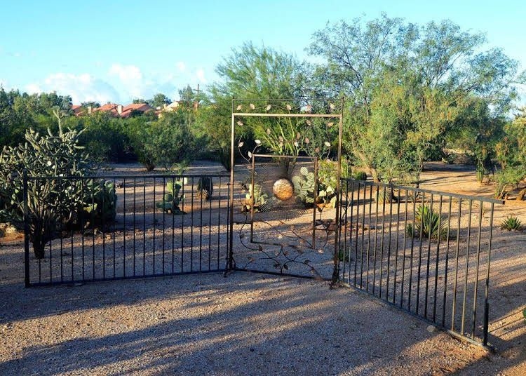 AZURE GATE BED AND BREAKFAST0