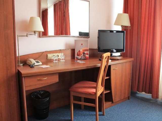 JUNIOR SUITE CAPACITY 1
