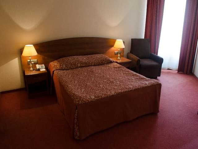 JUNIOR SUITE CAPACITY 1