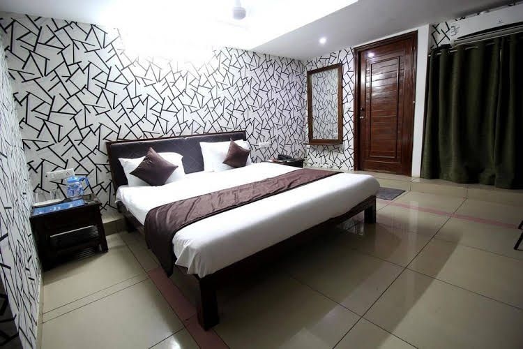 OYO Rooms Gandhi Ashram Road2