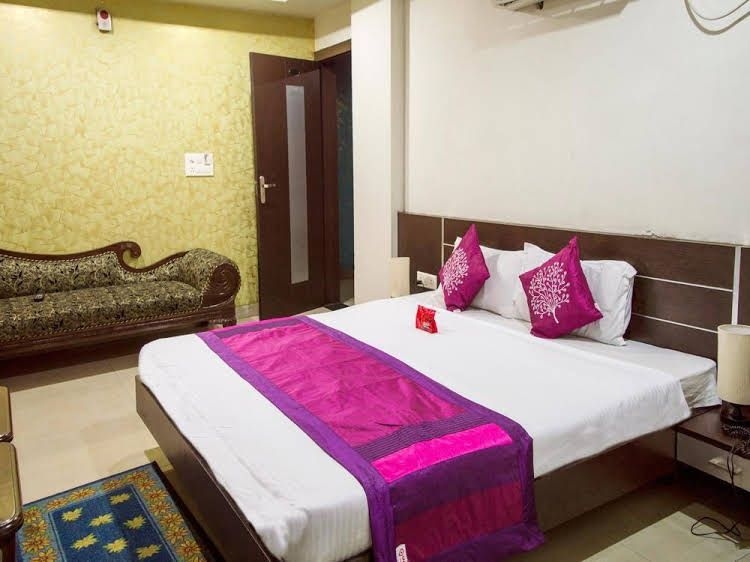OYO Rooms Chetak Bridge0