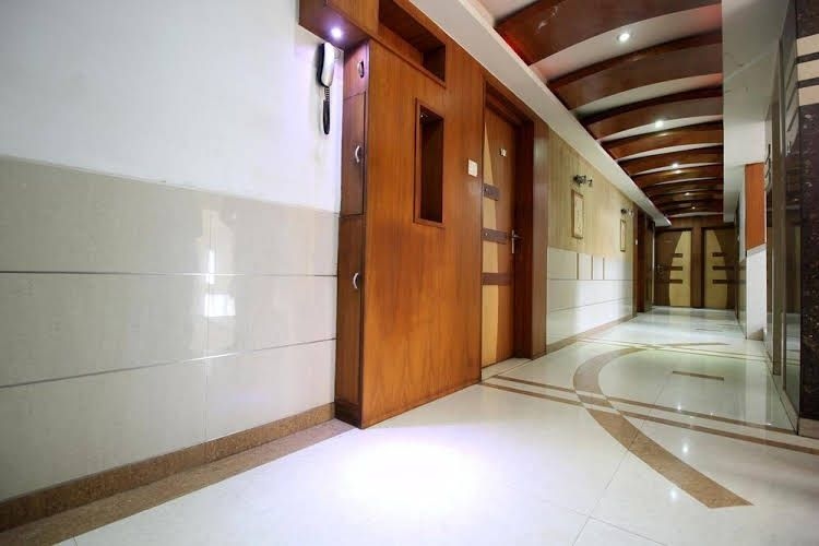 OYO Rooms Ahmedabad Station II4
