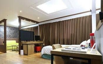 โรงแรมวาย โรงแรมวาย