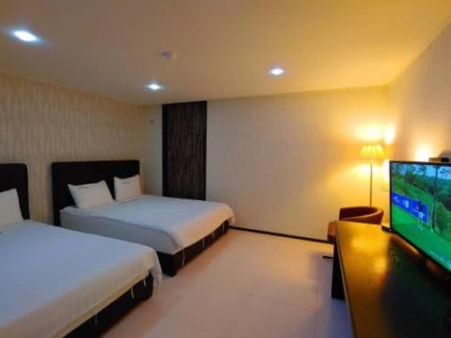 Deluxe Double Room with Two Double Beds