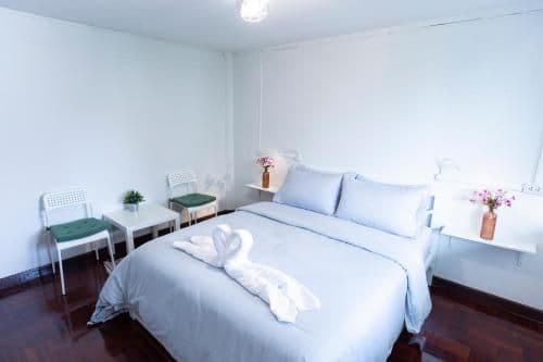 Queen Room with Shared Bathroom