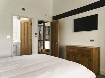 Hillcroft Barn4