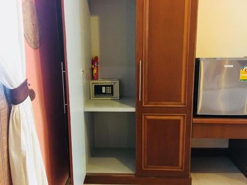 Deluxe King Room with balcony and pool view