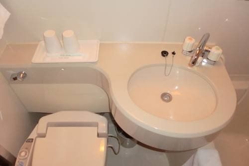 โทโยโกะ อินน์ เกียวโต โกโจะ คาราซุมะ (Toyoko Inn Kyoto Gojo-Karasuma)1