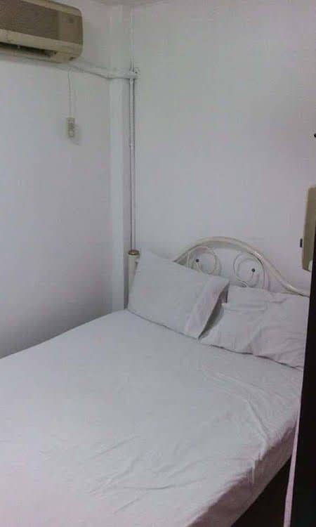 Crown Guest House Crown Guest House