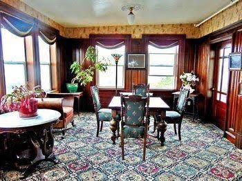 Eagle House Victorian Inn0