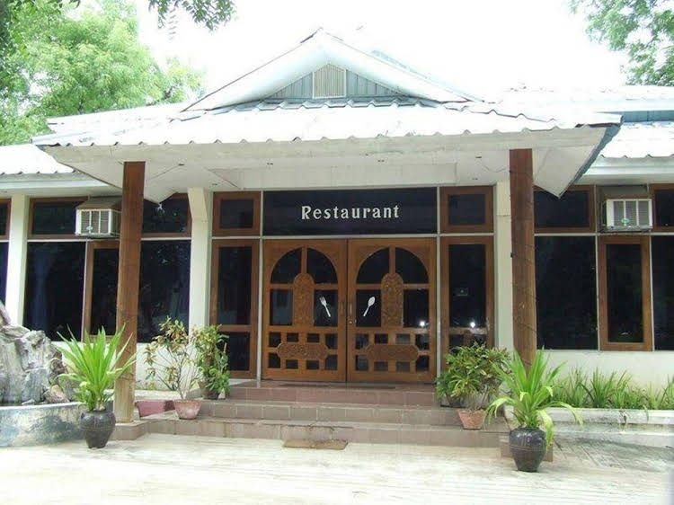 Thante Hotel (Nyaung Oo)1