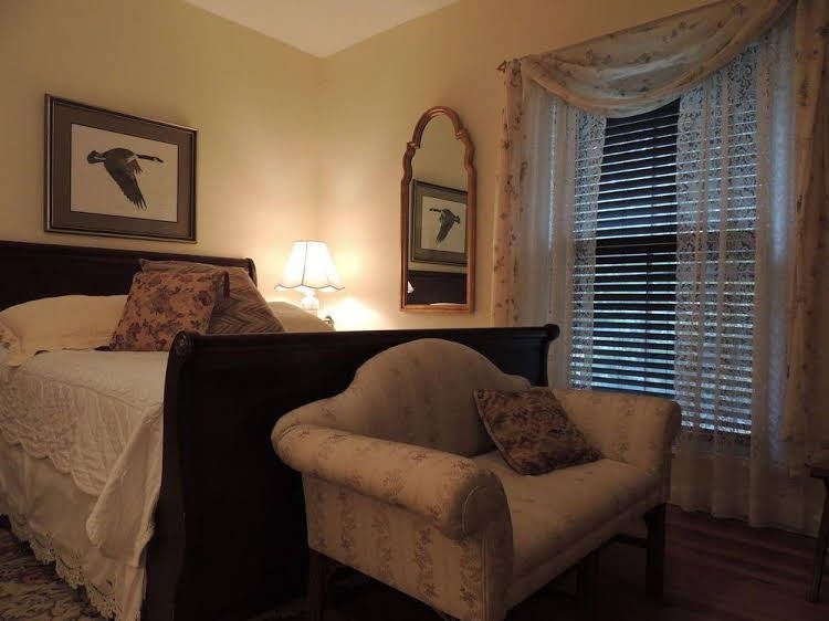 1868 Magnolia House Inn3
