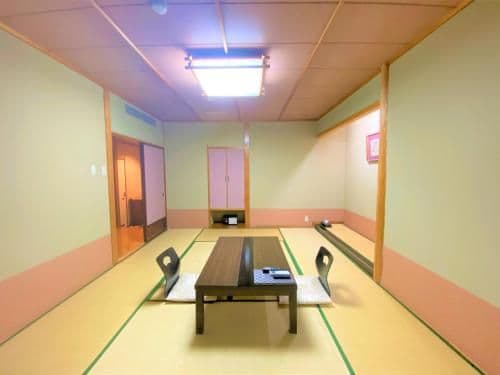 Japanese-Style Room