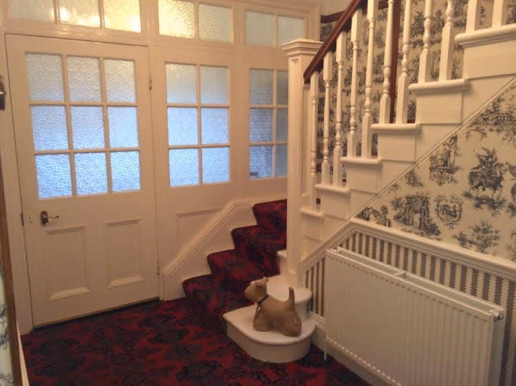 Hillcrest House4