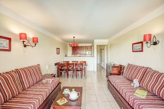 APARTMENT CAPACITY 8