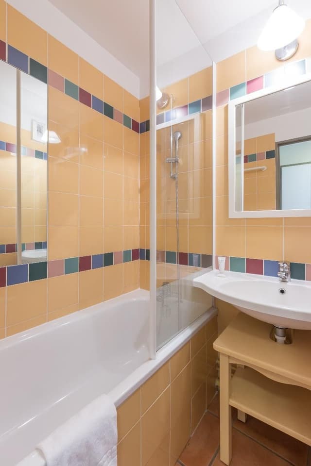 APARTMENT CAPACITY 4