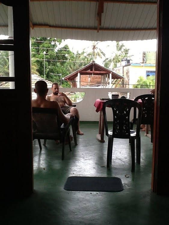 Catamaran Beach Home and Restaurant4