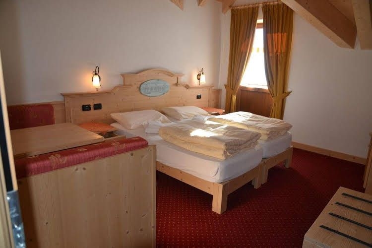 Albergo 20003