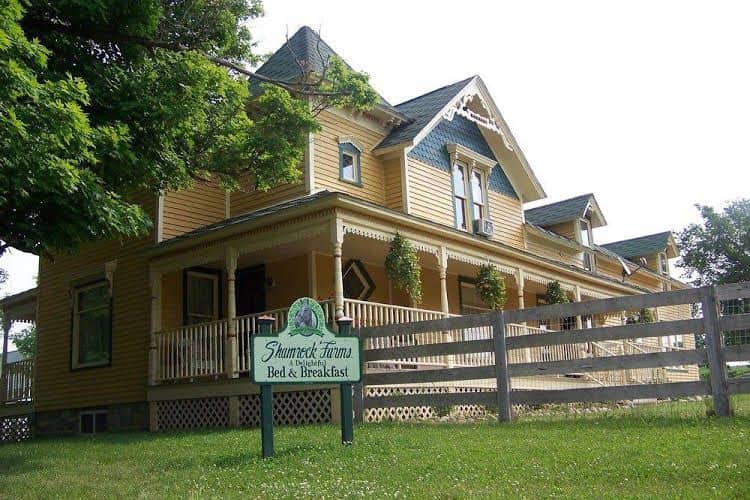 Shamrock Farms Bed & Breakfast Shamrock Farms Bed & Breakfast