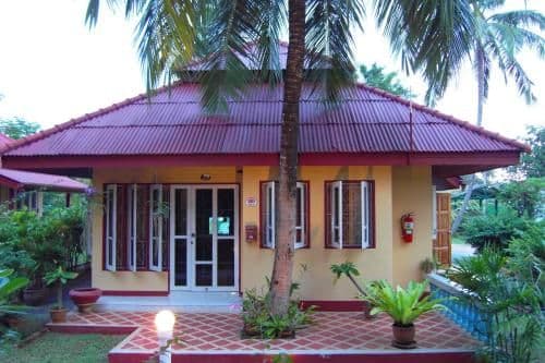 Deluxe Bungalow with Garden View