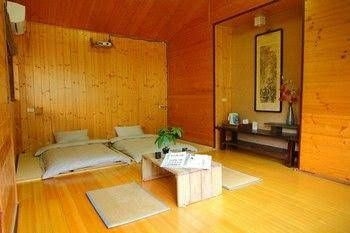 Bright Moon B&B1