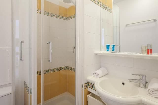 APARTMENT CAPACITY 7