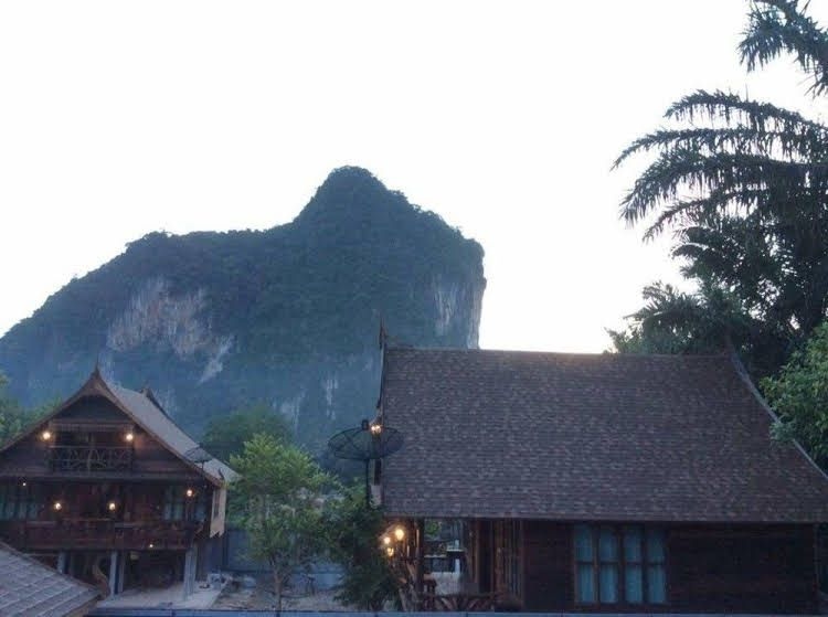บูติค วิลเลจ โฮเทล (Boutique Village Hotel)4
