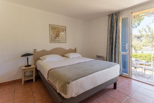 APARTMENT ECONOMY