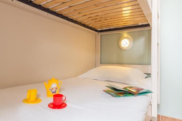 HOUSE SUPERIOR TWO BEDROOMS