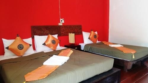 อุ้มผางบุรี รีสอร์ท (Umphangburi Resort)4